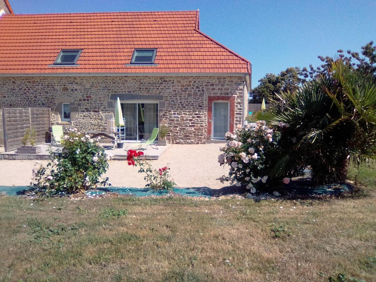 La Ferme D' Emerentine Bacilly Exterior foto